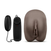 Hot Chocolate - Erin Masturbator Met Vibrerende Bullet - PlayForFun